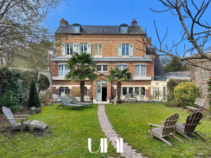 Maison bourgeoise T7 de 265M2 - HONFLEUR vieux bassin