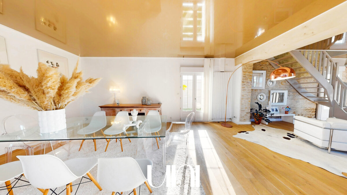 Maison T8 de 180m2 sur terrain de 400m2