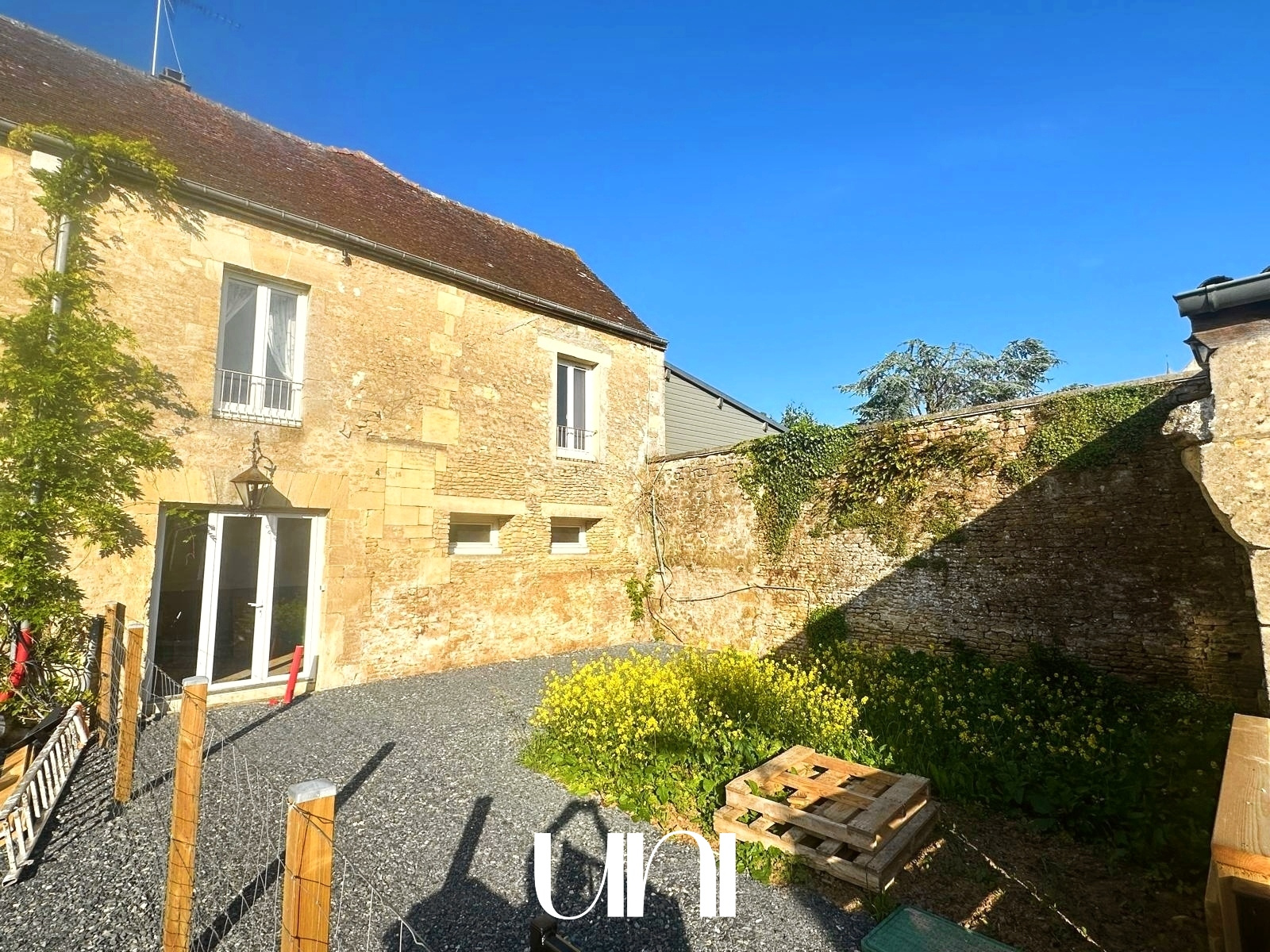 Maison T3 de 120m2 sur terrain de 183 m2 - Biéville-Beuville