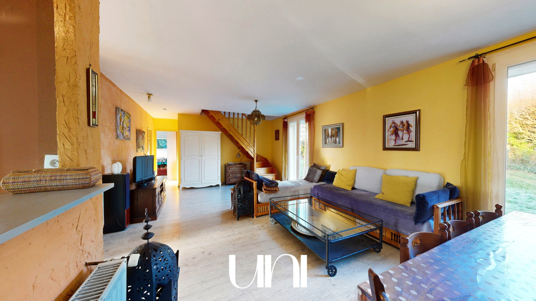 Maison 6 pièces de 130m2 sur une parcelle de 1016m2 à Vieux