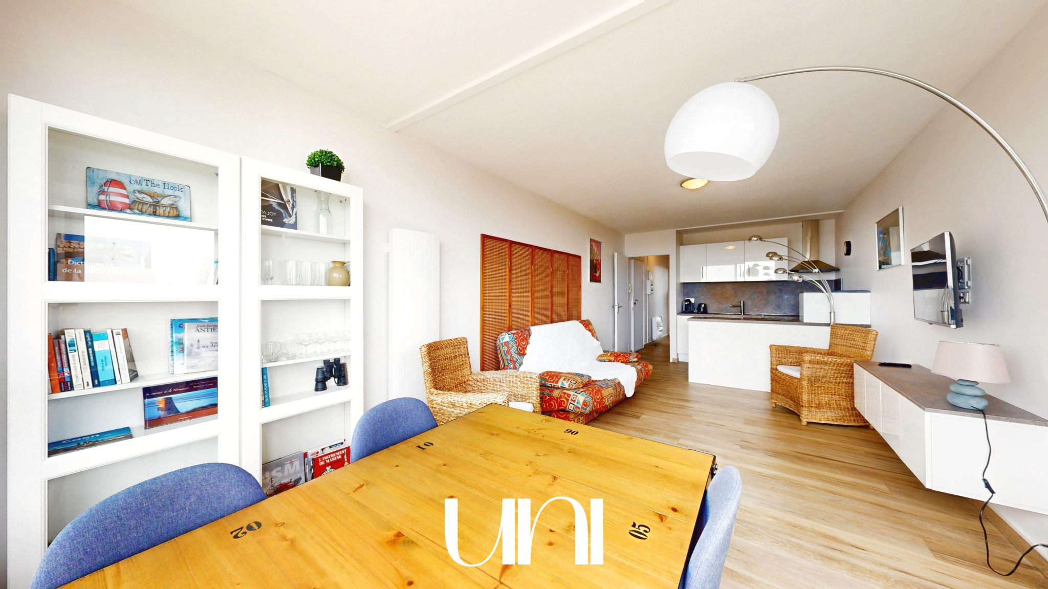 Appartement T2 de 45.46 m2 avec parking - COURSEULLES SUR MER