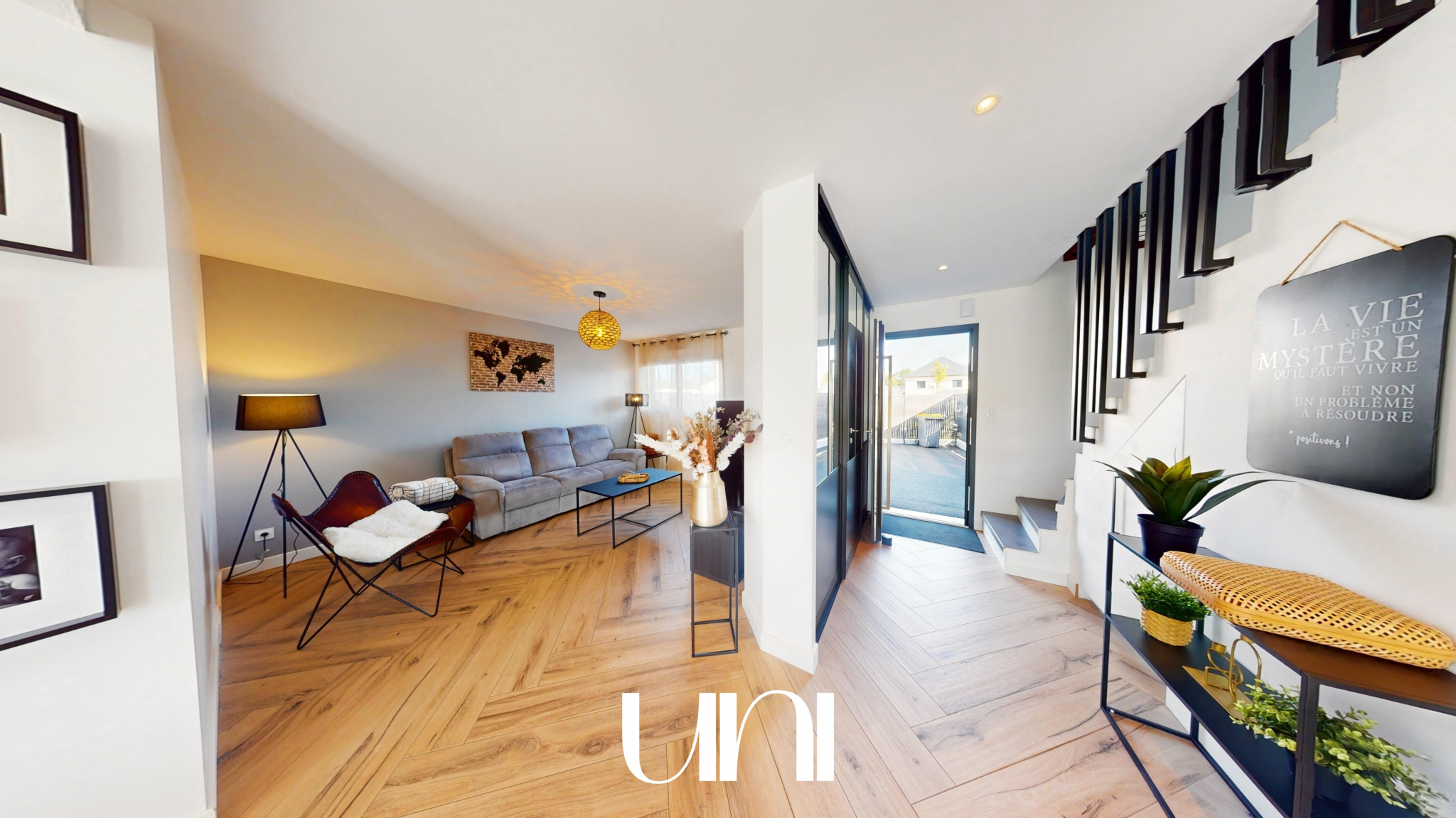 MAISON T5 DE 143m2 sur terrain de 565m2