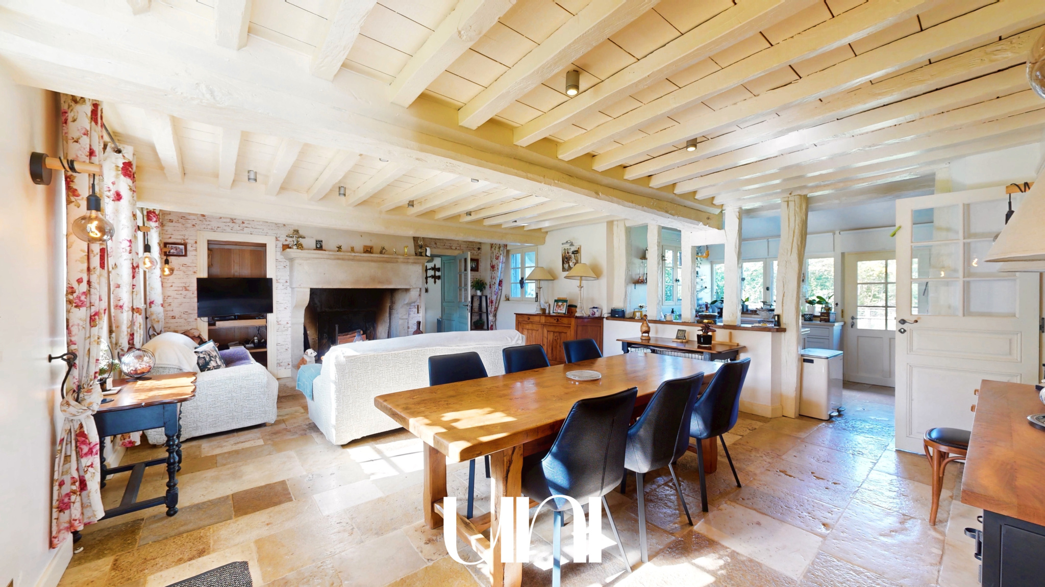 Maison en colombages T6 de 200m2 à Clarbec