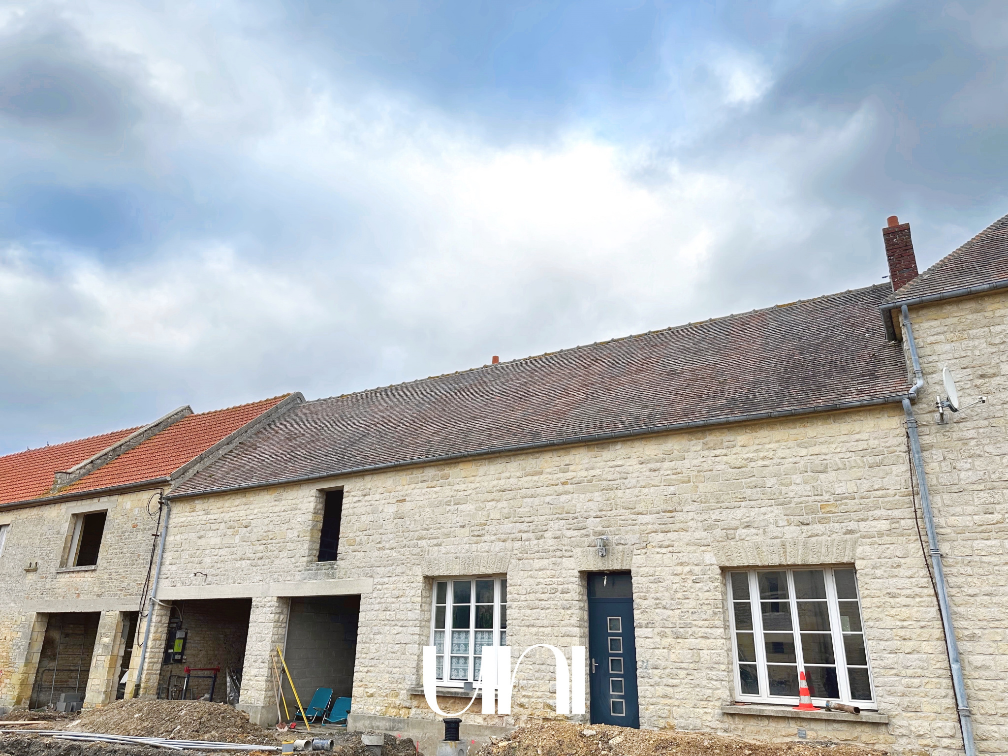 2 maisons et une grange à rénover - Putot-en-Bessin