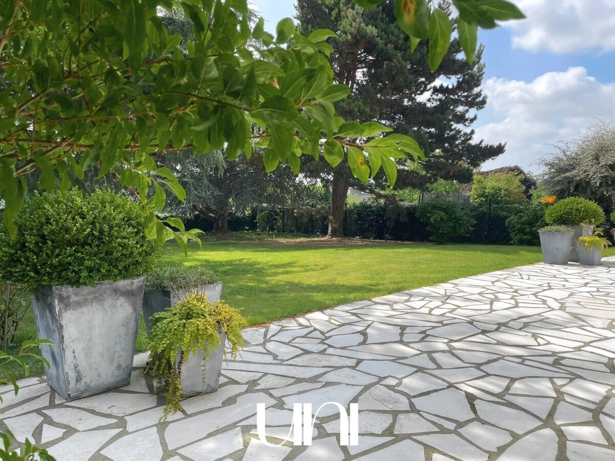 Maison T5 de 165 m2 - LEBISEY